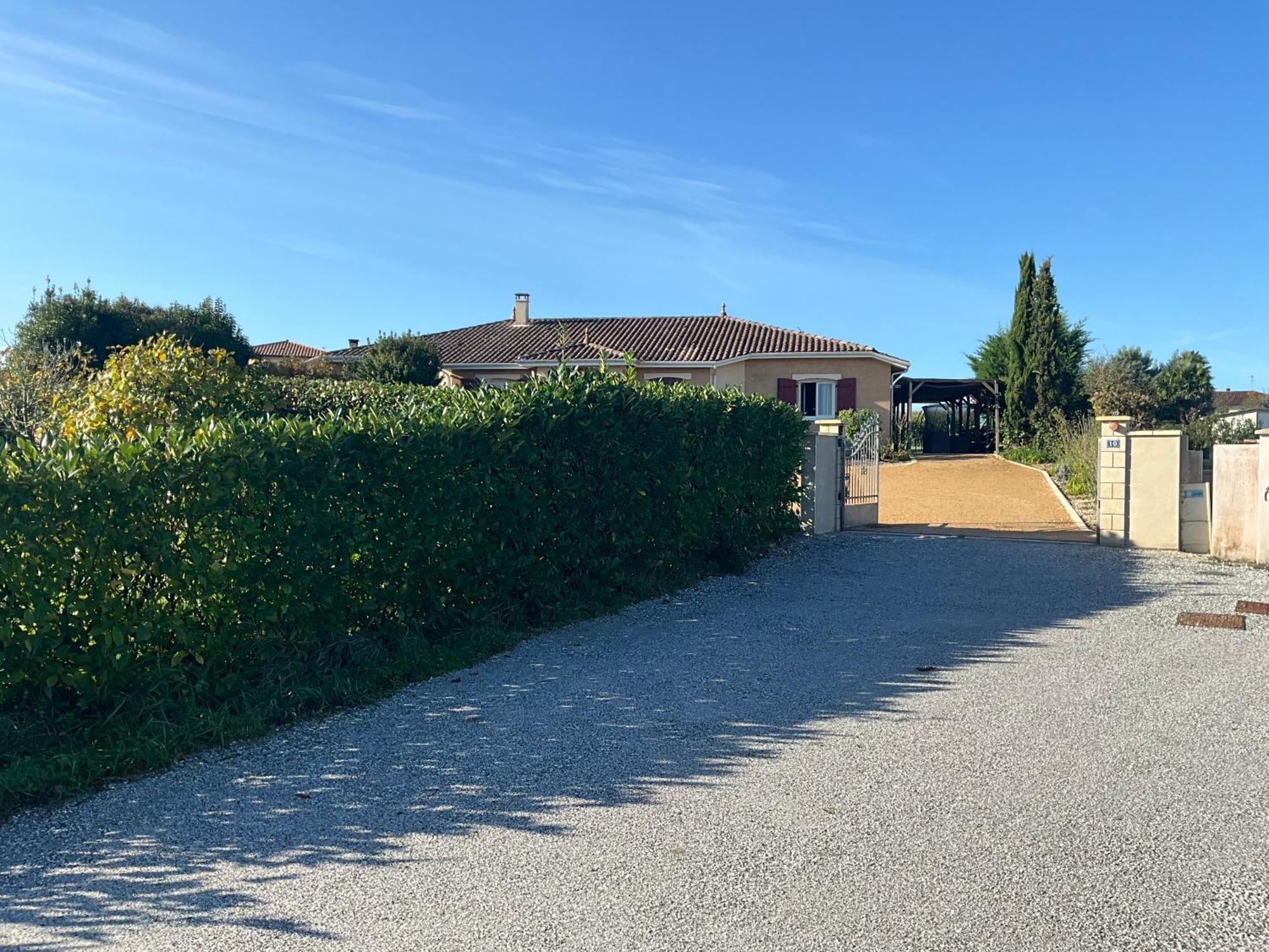 Charmant T2, Cl 3 Etoiles, 4 Lits, 4 Personnes Et 1Enfant, Parking Et Terrasse Saint-Sever  Exteriör bild